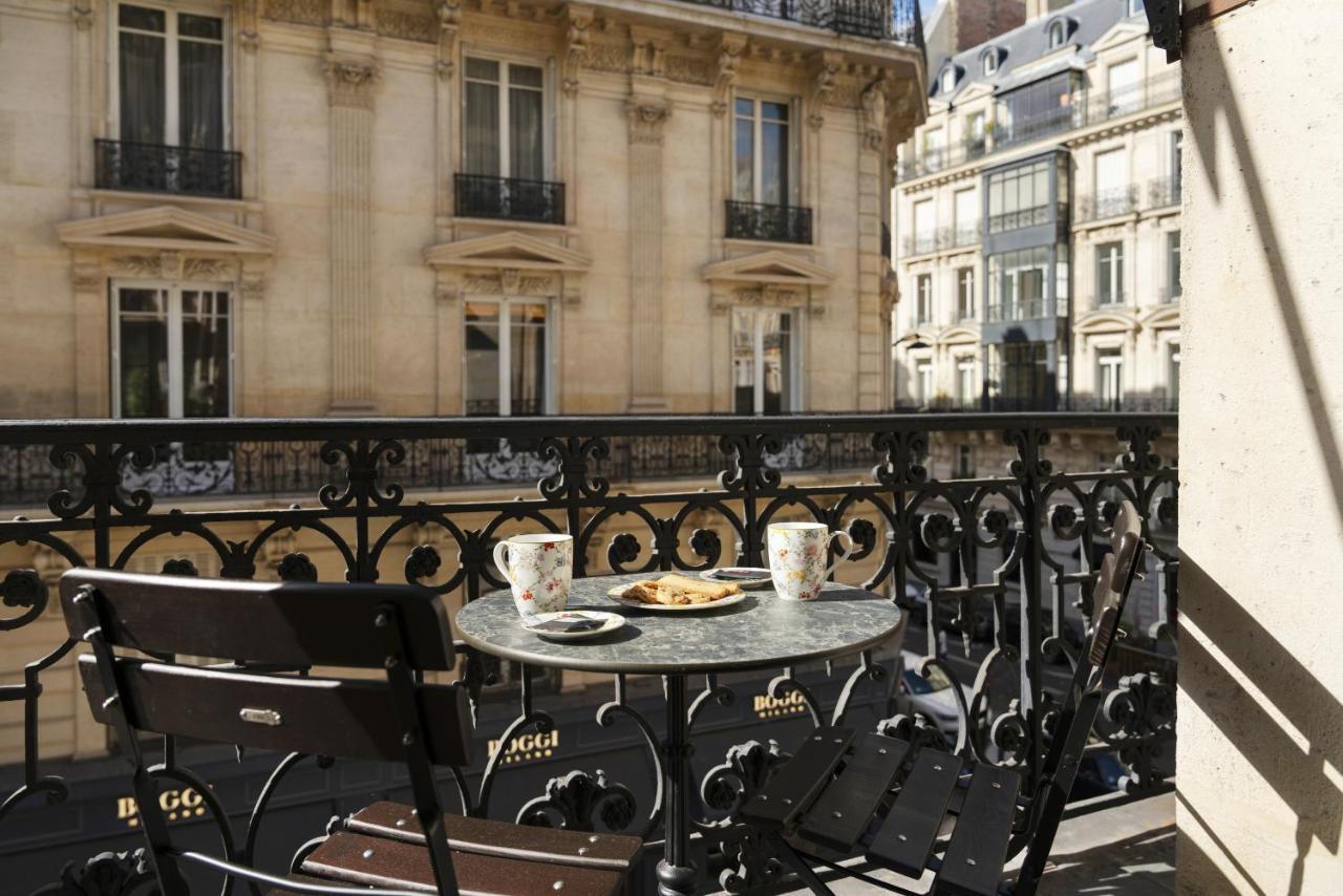 Vestay Montaigne Париж Экстерьер фото